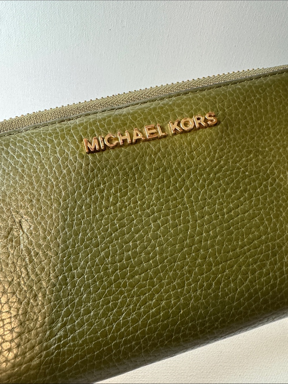 Michael Kors Jet Set Phone Case Wristlet Wallet - Picture 4 of 6